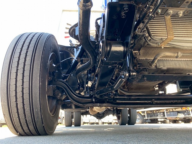 ワイドロングフックイン2.63t距離浅175馬力デュオニック|中古トラックの販売・買取・査定のアイナビ