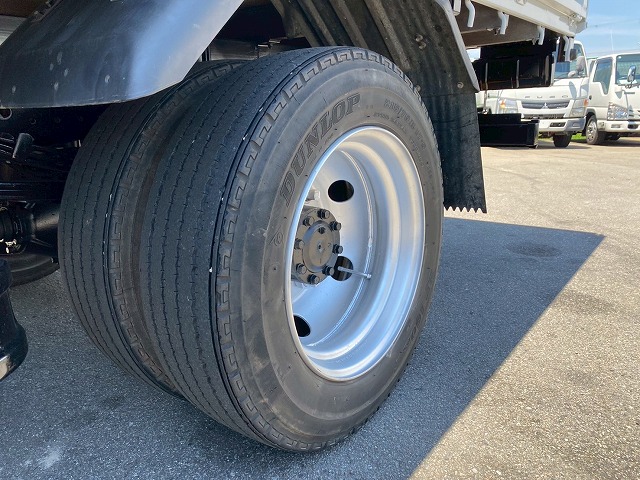 ワイドロングフックイン2.63t距離浅175馬力デュオニック|中古トラックの販売・買取・査定のアイナビ