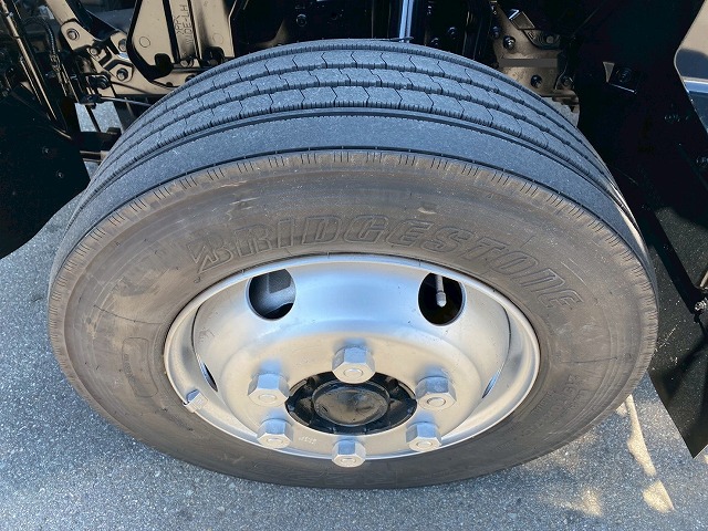 ワイドロングフックイン2.63t距離浅175馬力デュオニック|中古トラックの販売・買取・査定のアイナビ