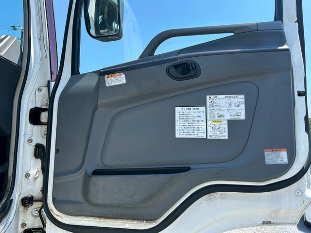 【特価につき現状販売!!PTO付】三菱ふそう/スーパーグレート|中古トラックの販売・買取・査定のアイナビ