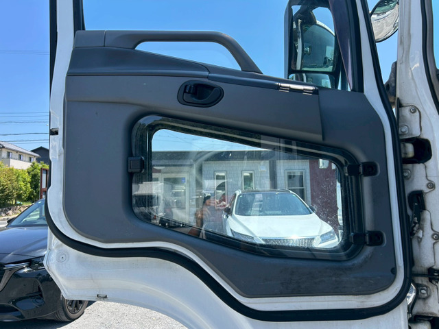 【特価につき現状販売!!PTO付】三菱ふそう/スーパーグレート|中古トラックの販売・買取・査定のアイナビ