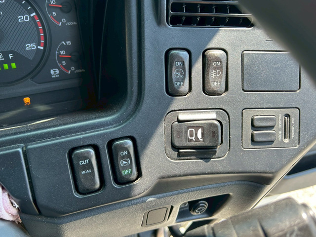 【特価につき現状販売!!PTO付】三菱ふそう/スーパーグレート|中古トラックの販売・買取・査定のアイナビ