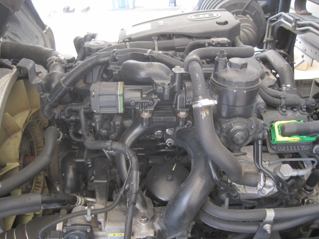 実走23万キロ台セミワイド227寝台付|中古トラックの販売・買取・査定のアイナビ