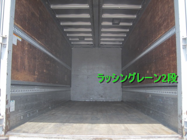 実走23万キロ台セミワイド227寝台付|中古トラックの販売・買取・査定のアイナビ