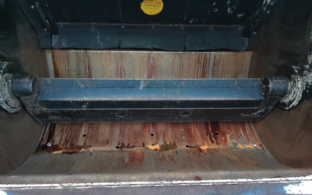 平成29年式 日野 デュトロ 4.4m3 回転ダンプ式 オートマ|中古トラックの販売・買取・査定のアイナビ