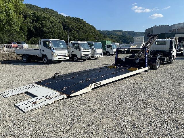 日野 特殊車両 デュトロ|中古トラックの販売・買取・査定のアイナビ