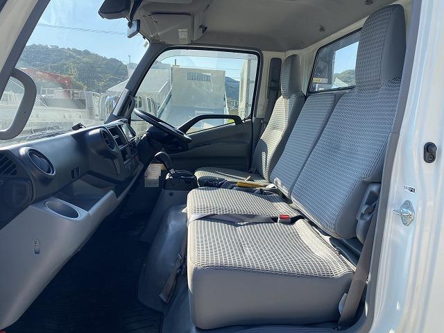 日野 特殊車両 デュトロ|中古トラックの販売・買取・査定のアイナビ