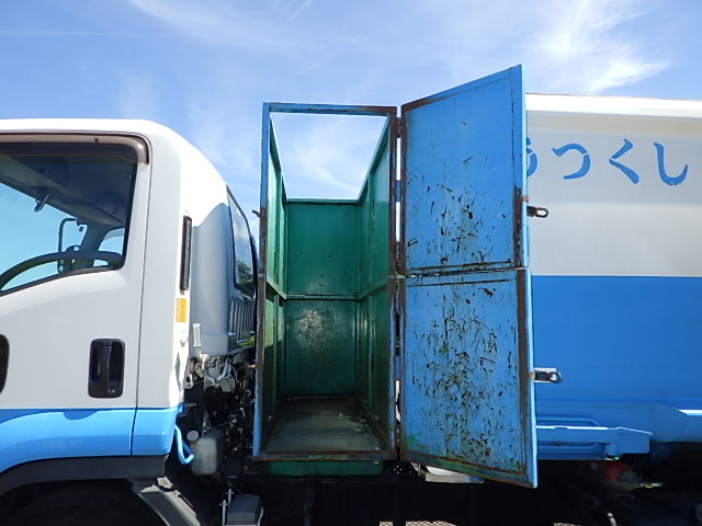 いすゞ 平成29年式 塵芥車 プレス式 8.2立米|中古トラックの販売・買取・査定のアイナビ