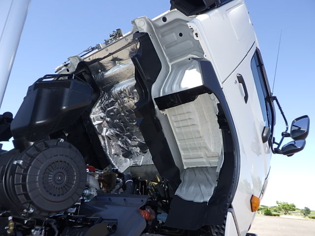 日野 令和7年式 冷凍バン 格納ゲート付き 車検付き|中古トラックの販売・買取・査定のアイナビ