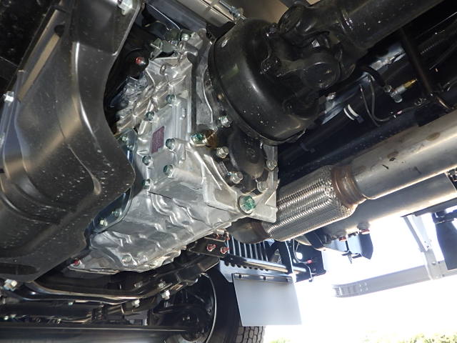 日野 令和7年式 冷凍バン 格納ゲート付き 車検付き|中古トラックの販売・買取・査定のアイナビ