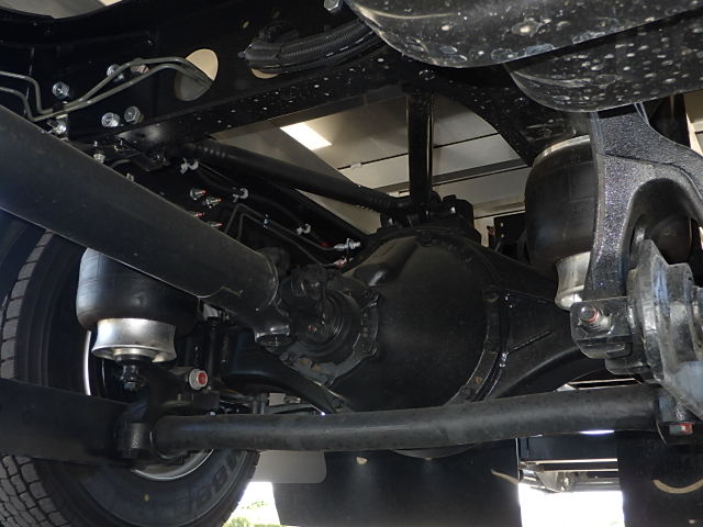 日野 令和7年式 冷凍バン 格納ゲート付き 車検付き|中古トラックの販売・買取・査定のアイナビ