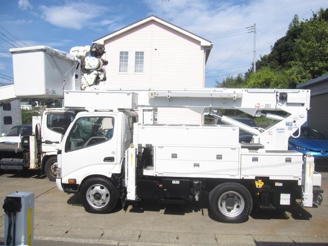 日野 特殊車両 デュトロ|中古トラックの販売・買取・査定のアイナビ