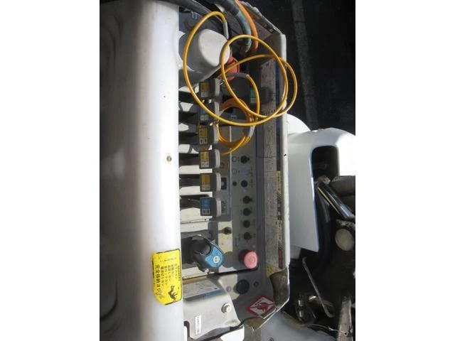 日野 特殊車両 デュトロ|中古トラックの販売・買取・査定のアイナビ