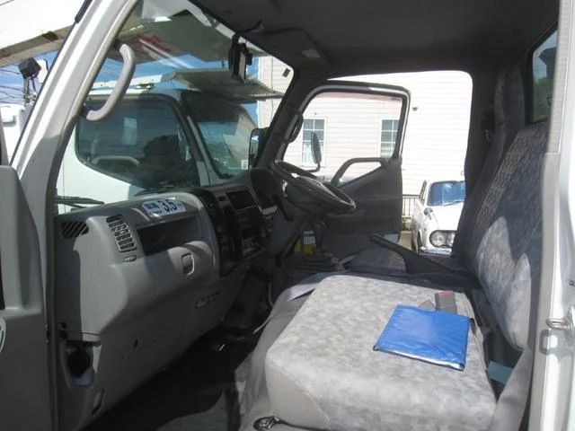 日野 特殊車両 デュトロ|中古トラックの販売・買取・査定のアイナビ