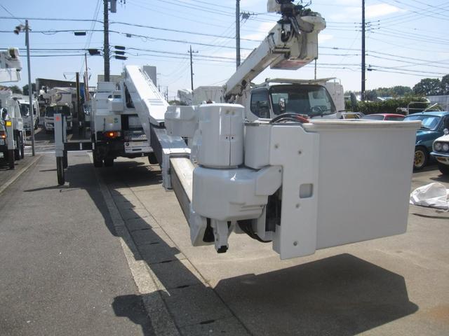 いすゞ|中古トラックの販売・買取・査定のアイナビ