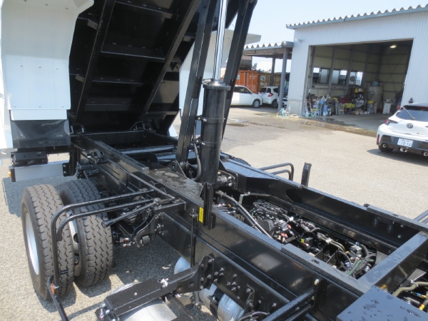 三菱ファイター土砂禁ダンプ|中古トラックの販売・買取・査定のアイナビ