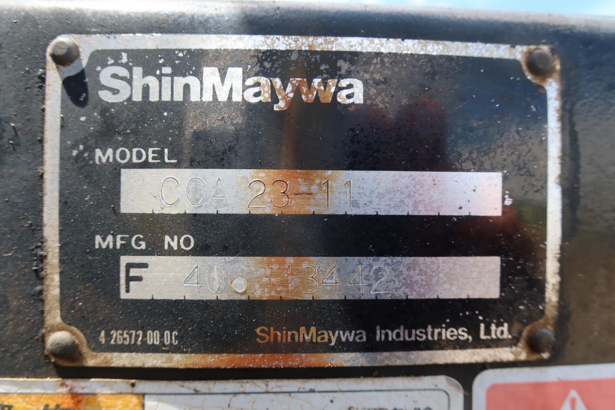 アームロール 新明和製 積載3000kg ツインホイスト|中古トラックの販売・買取・査定のアイナビ