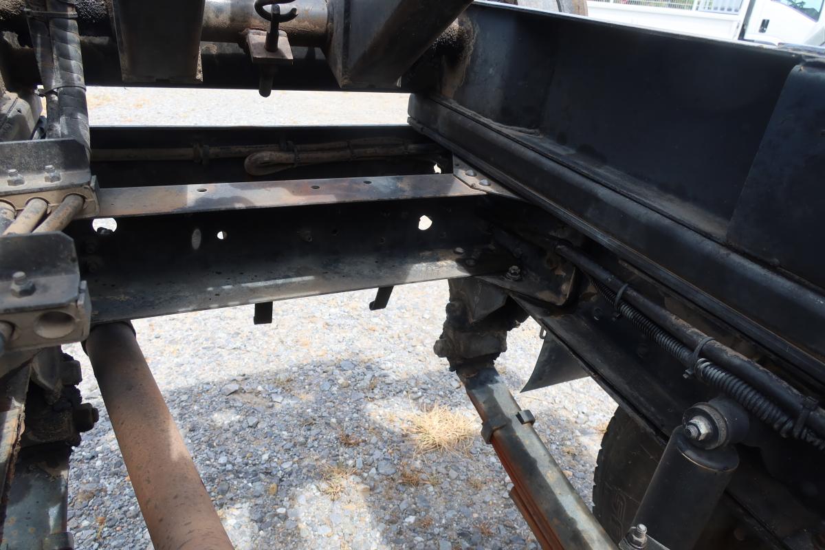 アームロール 新明和製 積載3000kg ツインホイスト|中古トラックの販売・買取・査定のアイナビ