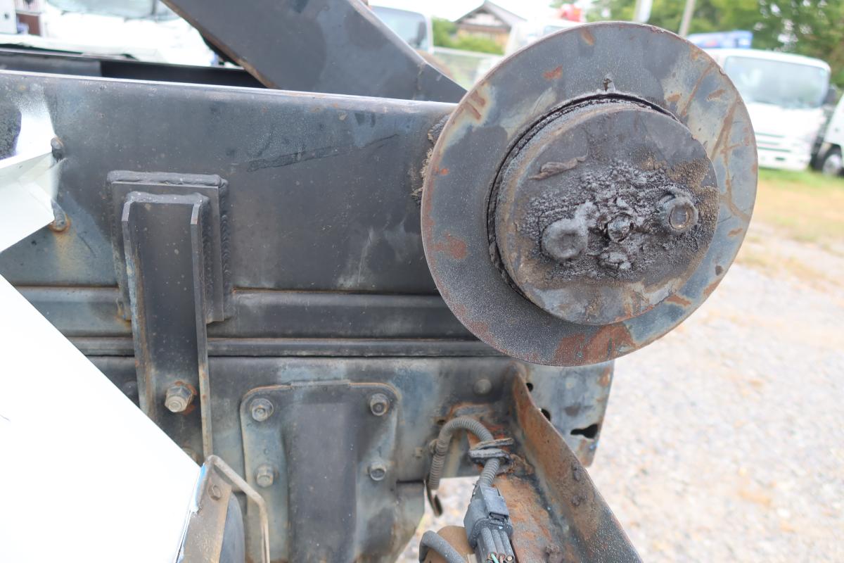 アームロール 新明和製 積載3000kg ツインホイスト|中古トラックの販売・買取・査定のアイナビ