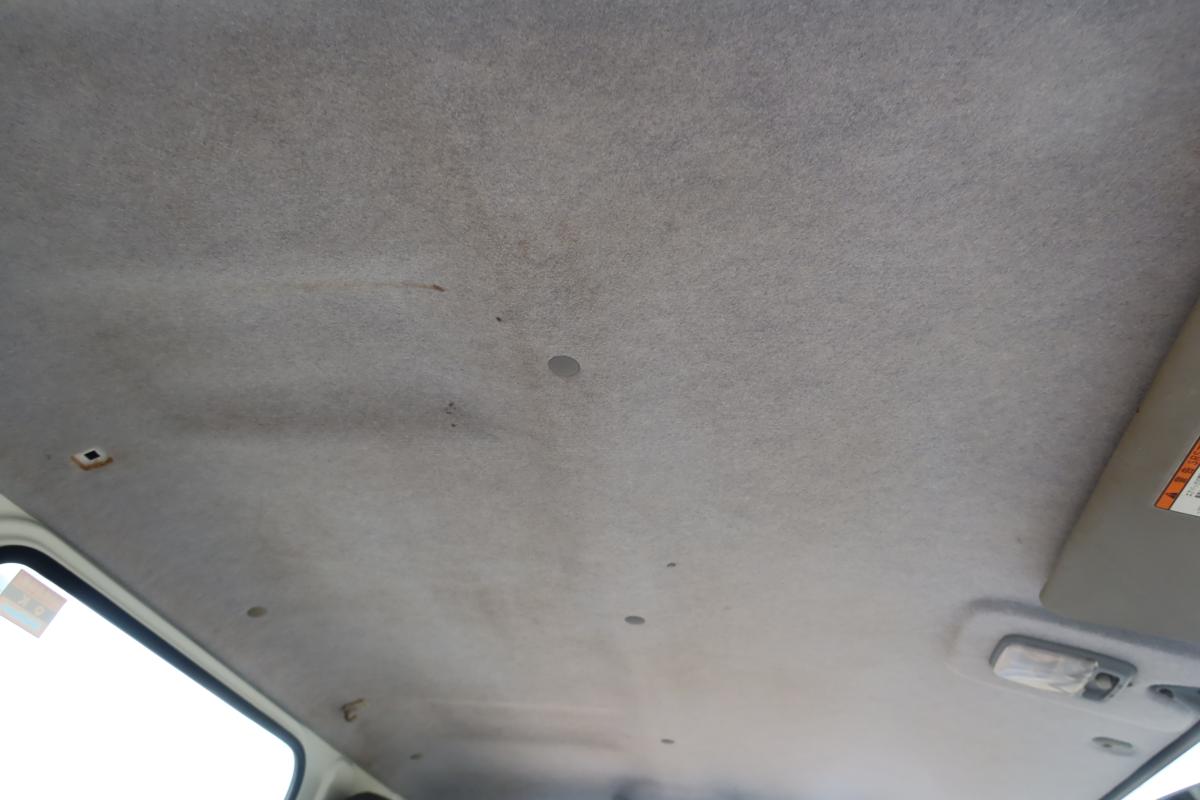 アームロール 新明和製 積載3000kg ツインホイスト|中古トラックの販売・買取・査定のアイナビ