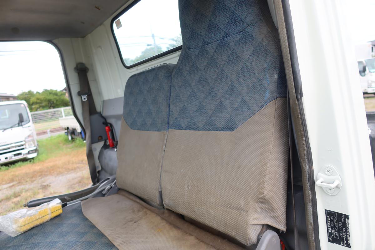 アームロール 新明和製 積載3000kg ツインホイスト|中古トラックの販売・買取・査定のアイナビ