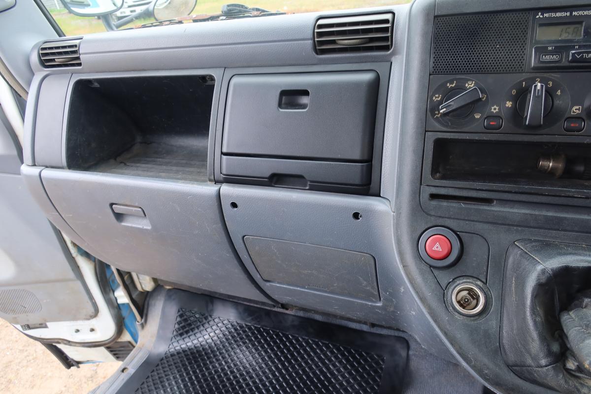 アームロール 新明和製 積載3000kg ツインホイスト|中古トラックの販売・買取・査定のアイナビ