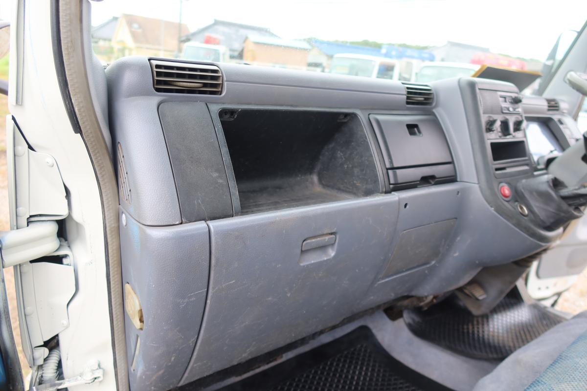 アームロール 新明和製 積載3000kg ツインホイスト|中古トラックの販売・買取・査定のアイナビ