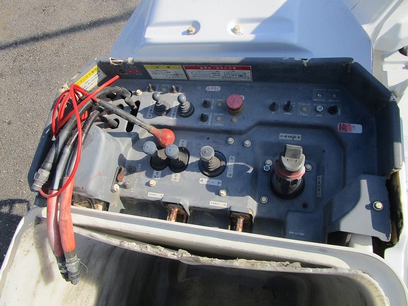 高所作業車14.7m 電工仕様 タダノAT-147CE 外装塗装済|中古トラックの販売・買取・査定のアイナビ