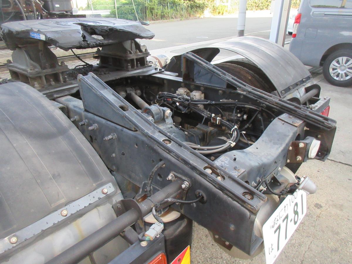 地上高138cm11.5トンプレート付マニュアルトラクタ|中古トラックの販売・買取・査定のアイナビ