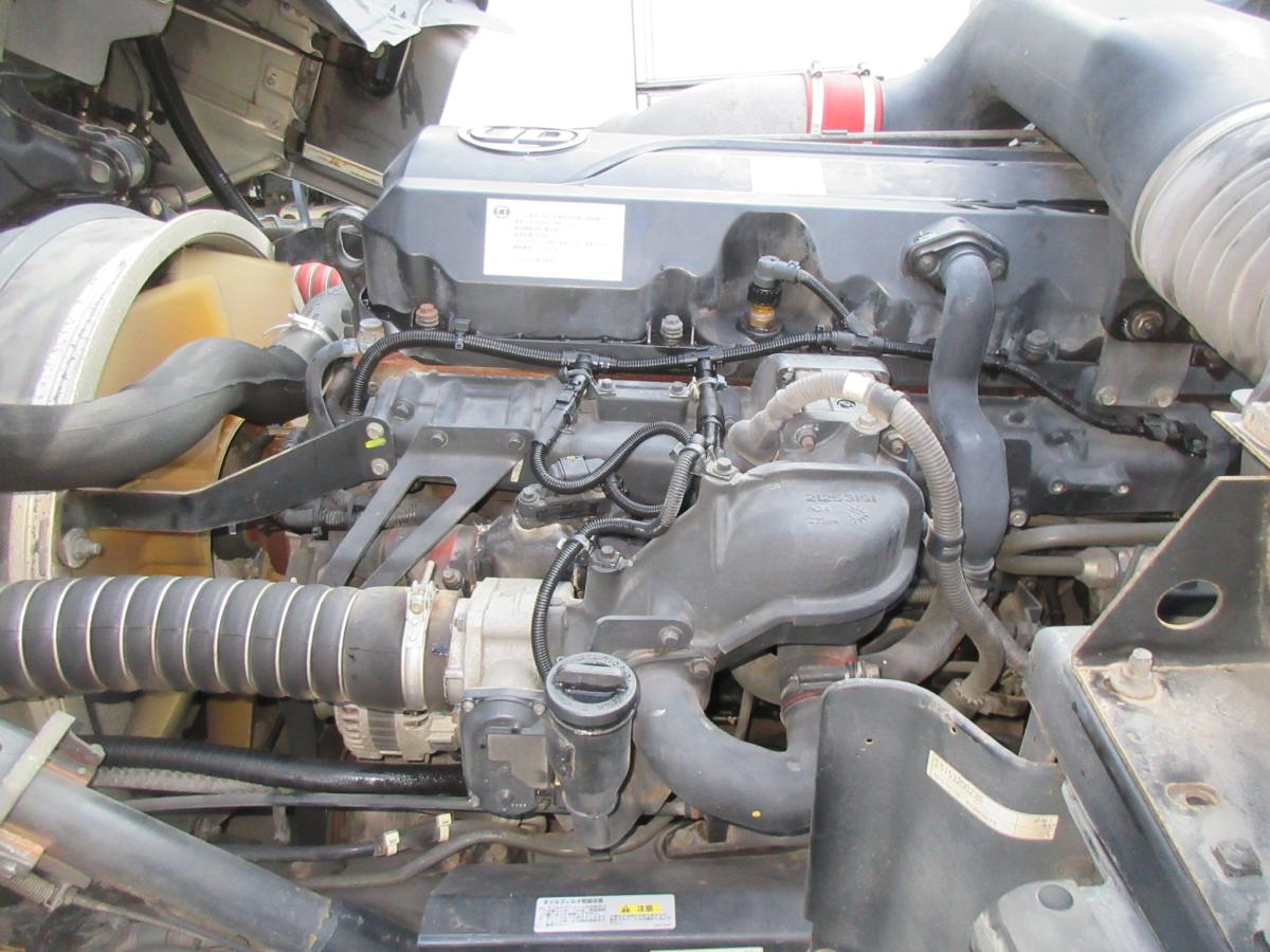 地上高138cm11.5トンプレート付マニュアルトラクタ|中古トラックの販売・買取・査定のアイナビ