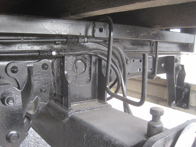 エルフ タダノ5段ブームリアジャッキラジコン付アルミアオリ床鉄板|中古トラックの販売・買取・査定のアイナビ