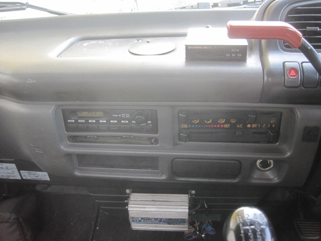 エルフ タダノ5段ブームリアジャッキラジコン付アルミアオリ床鉄板|中古トラックの販売・買取・査定のアイナビ