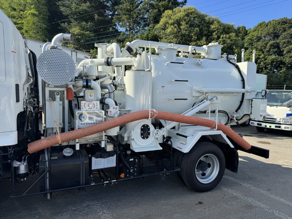 汚泥吸引車兼松風量20m3/minタンクオールステン|中古トラックの販売・買取・査定のアイナビ