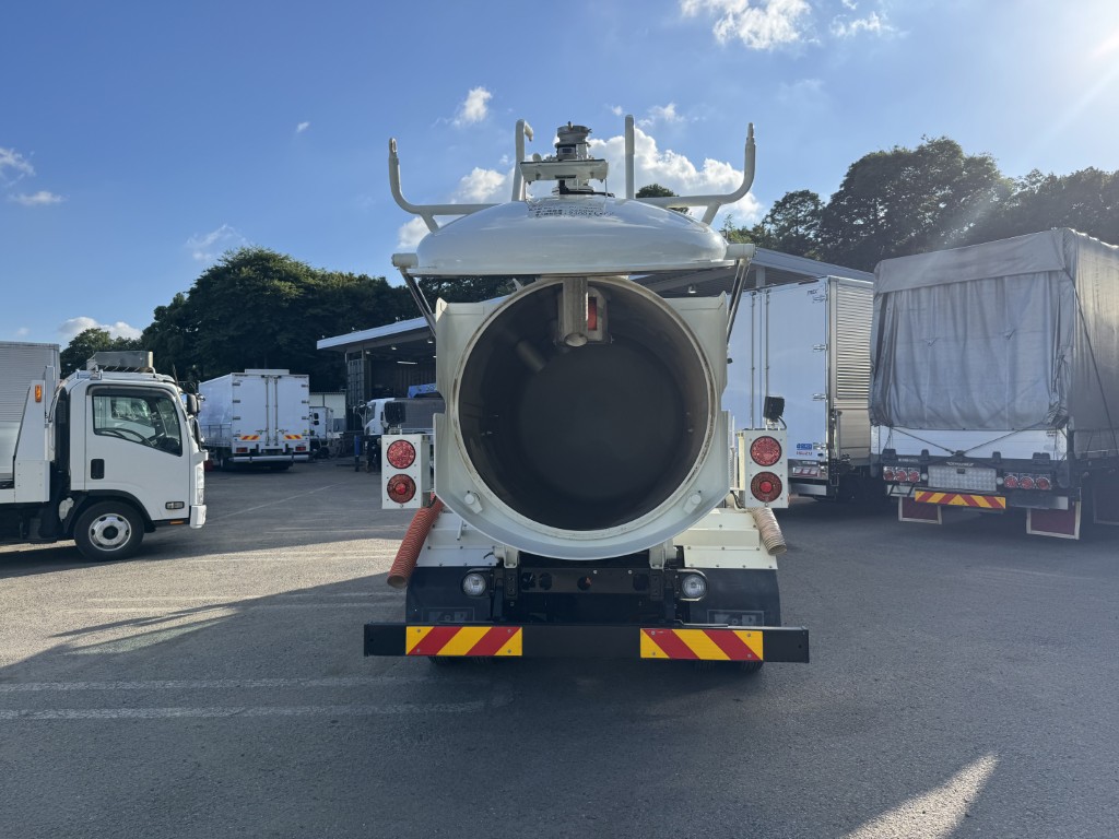 汚泥吸引車兼松風量20m3/minタンクオールステン|中古トラックの販売・買取・査定のアイナビ