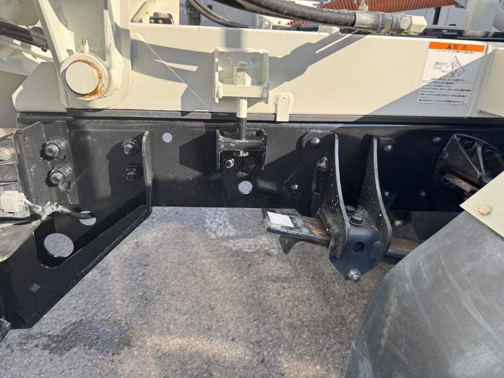 汚泥吸引車兼松風量20m3/minタンクオールステン|中古トラックの販売・買取・査定のアイナビ