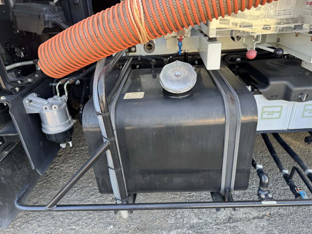 汚泥吸引車兼松風量20m3/minタンクオールステン|中古トラックの販売・買取・査定のアイナビ