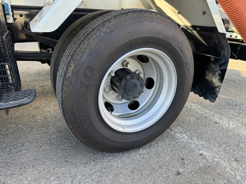 汚泥吸引車兼松風量20m3/minタンクオールステン|中古トラックの販売・買取・査定のアイナビ