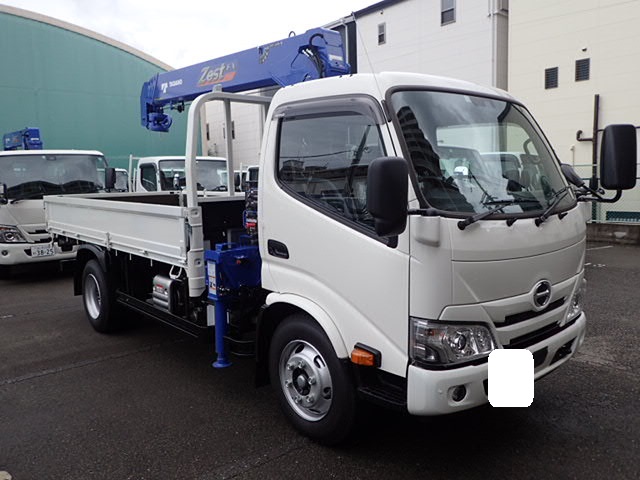 デュトロ 3.45t 標準ロング タダノ 4段クレーンラジコン付|中古トラックの販売・買取・査定のアイナビ
