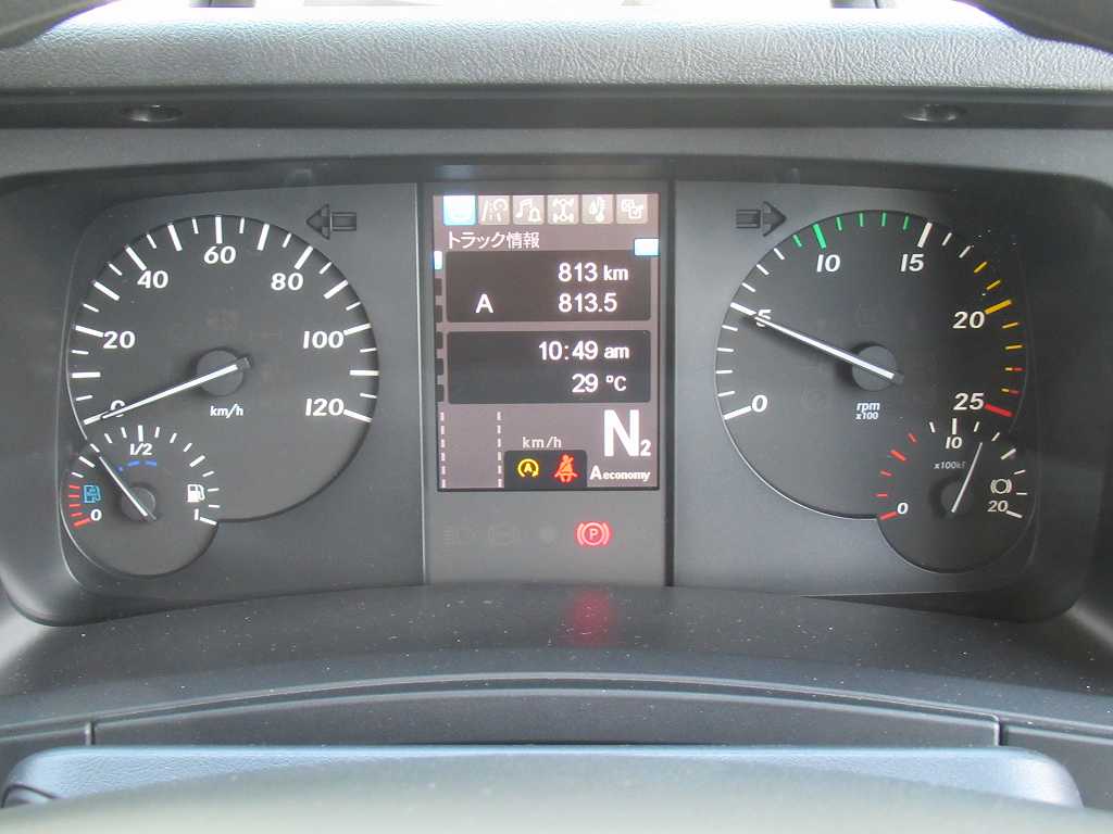 新明和 22t アームロール ハイルーフ AT車 積載10600㎏|中古トラックの販売・買取・査定のアイナビ