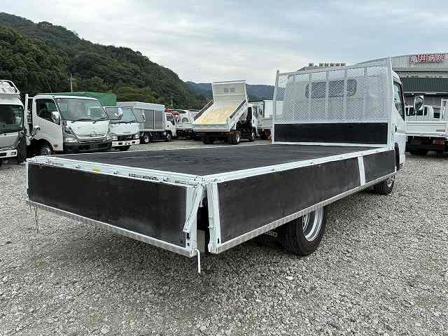 三菱ふそう 平ボディ キャンター|中古トラックの販売・買取・査定のアイナビ