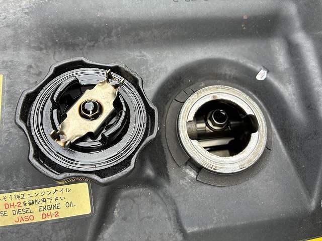 三菱ふそう 平ボディ キャンター|中古トラックの販売・買取・査定のアイナビ