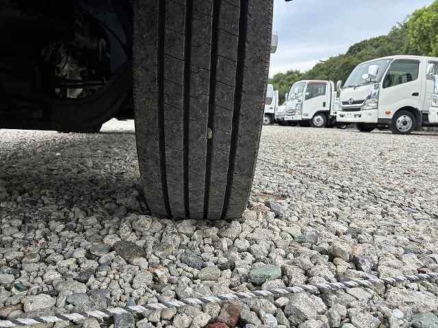 三菱ふそう 平ボディ キャンター|中古トラックの販売・買取・査定のアイナビ