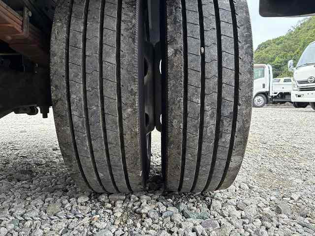 三菱ふそう 平ボディ キャンター|中古トラックの販売・買取・査定のアイナビ