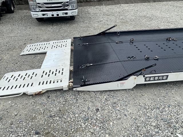 日野 特殊車両 デュトロ|中古トラックの販売・買取・査定のアイナビ