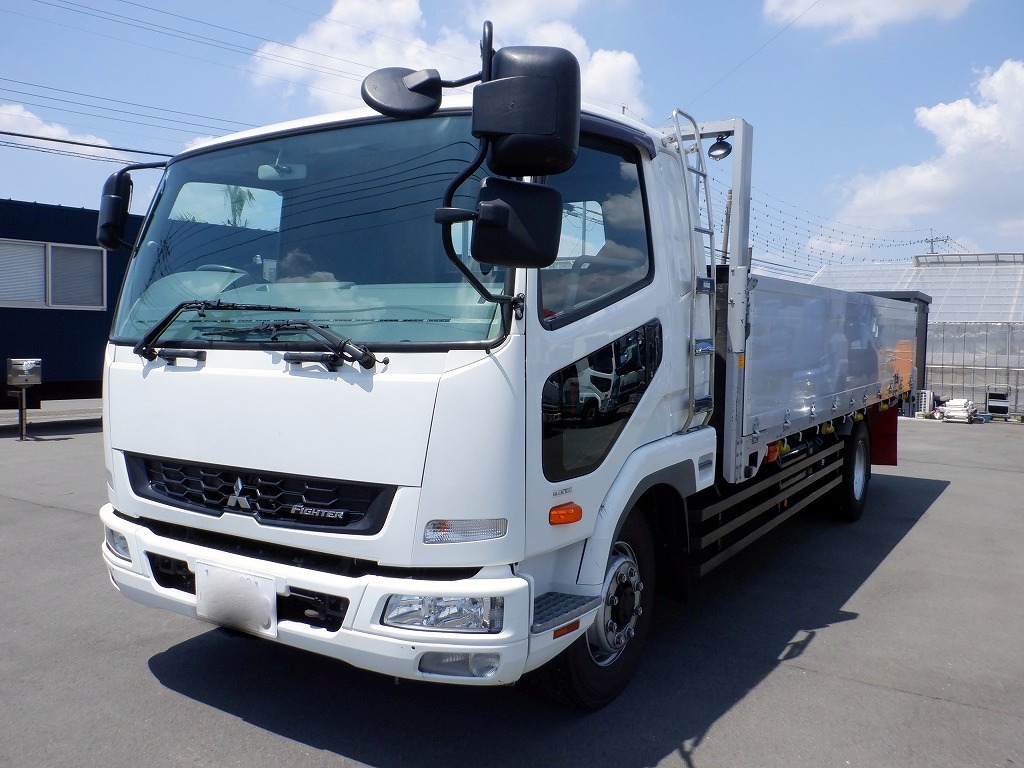 8.3t 増tアルミ平ボデー|中古トラックの販売・買取・査定のアイナビ