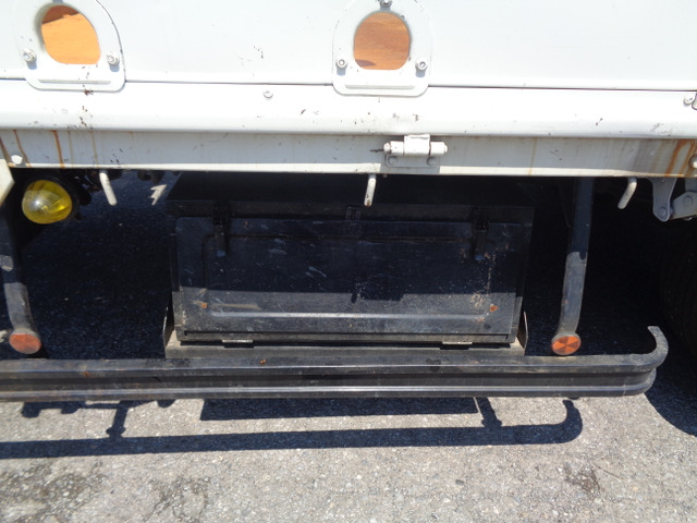 H21デュトロワイドロング4段クレーンフックインラジコン|中古トラックの販売・買取・査定のアイナビ