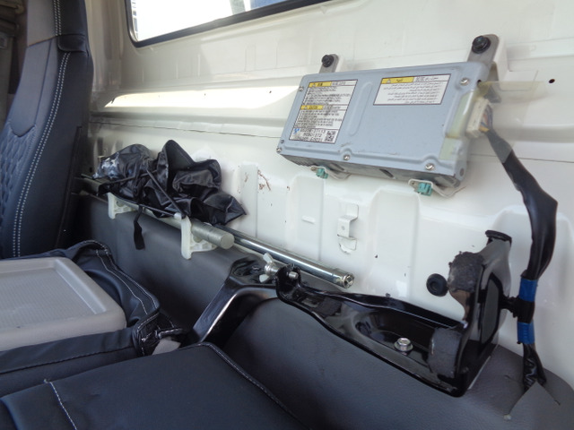 H21デュトロワイドロング4段クレーンフックインラジコン|中古トラックの販売・買取・査定のアイナビ