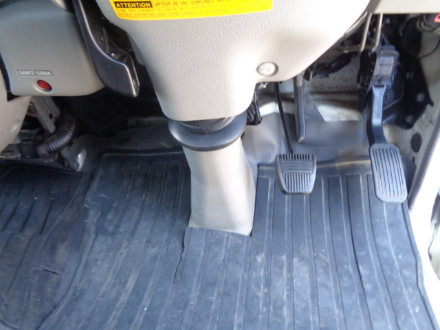 H21デュトロワイドロング4段クレーンフックインラジコン|中古トラックの販売・買取・査定のアイナビ