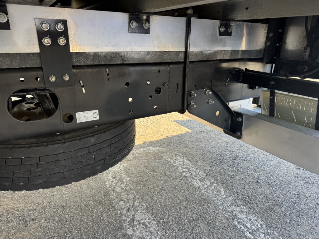 ワイドエアサス東プレ低温サイドドア車検付|中古トラックの販売・買取・査定のアイナビ