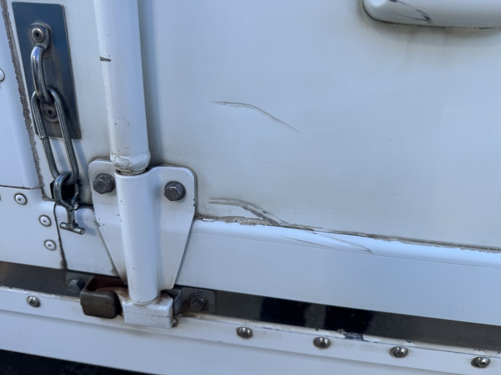 ワイドエアサス東プレ低温サイドドア車検付|中古トラックの販売・買取・査定のアイナビ